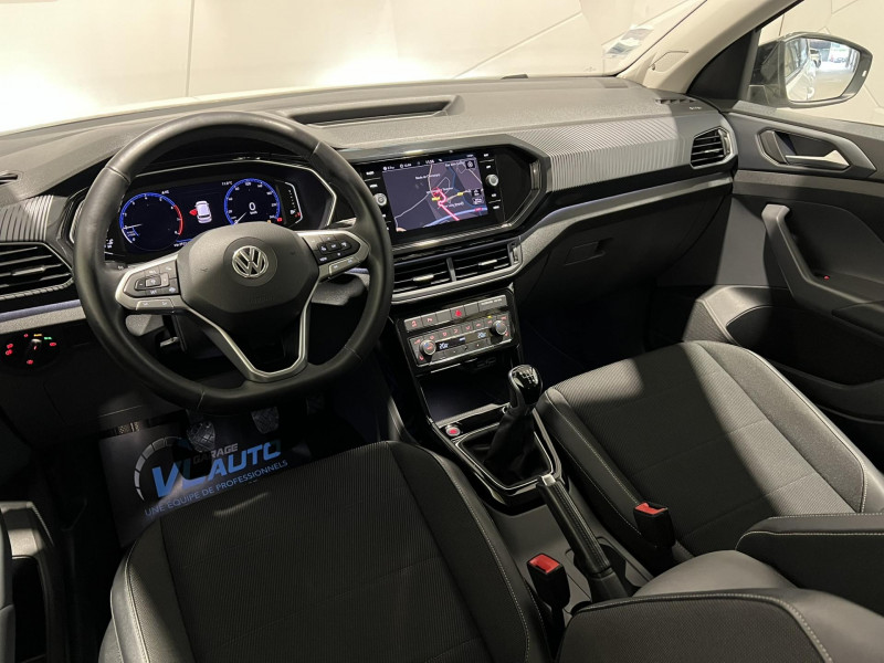 Photo 10 de l'offre de VOLKSWAGEN T-CROSS 1.0 TSI 115 Start/Stop BVM6 First Edition à 15490€ chez VL Auto