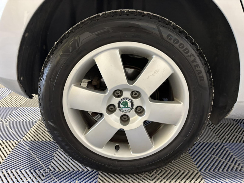Photo 15 de l'offre de SKODA FABIA 1.2 16V TSI - 90 Greentec  Ambition à 6990€ chez VL Auto