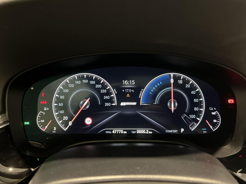 Photo 9 de l'offre de BMW SERIE 5 530e 252 ch BVA8 G30 M Sport à 31990€ chez VL Auto