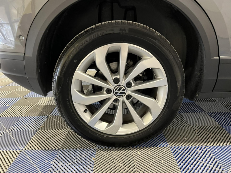 Photo 15 de l'offre de VOLKSWAGEN T-ROC 1.0 TSI 110 Start/Stop BVM6 Life à 21490€ chez VL Auto
