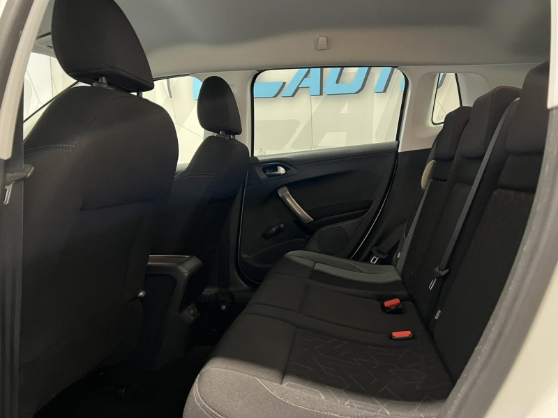 Photo 8 de l'offre de PEUGEOT 2008  1.6 BlueHDi 100ch S&S BVM5 Style à 8490€ chez VL Auto