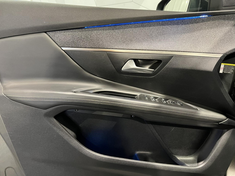Photo 20 de l'offre de PEUGEOT 3008  BlueHDi 130ch S&S BVM6 Allure à 14990€ chez VL Auto