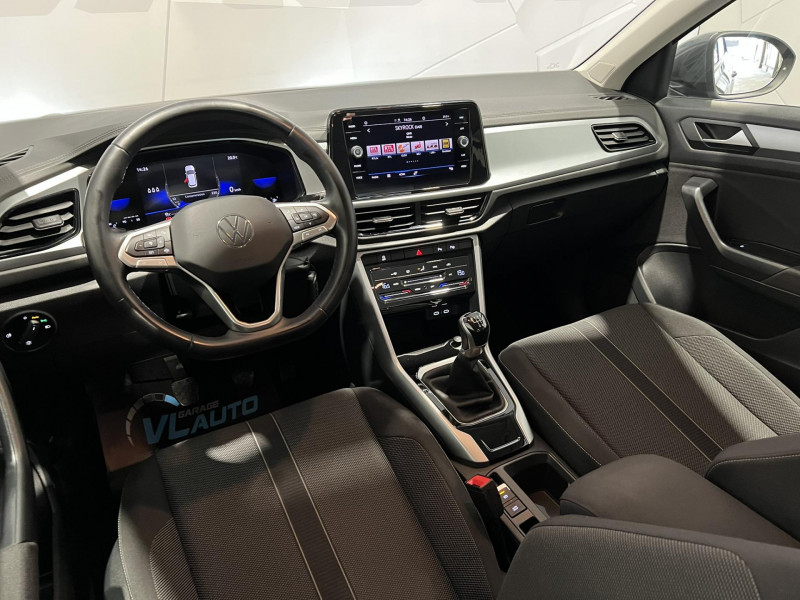 Photo 10 de l'offre de VOLKSWAGEN T-ROC 1.0 TSI 110 Start/Stop BVM6 Life à 21490€ chez VL Auto
