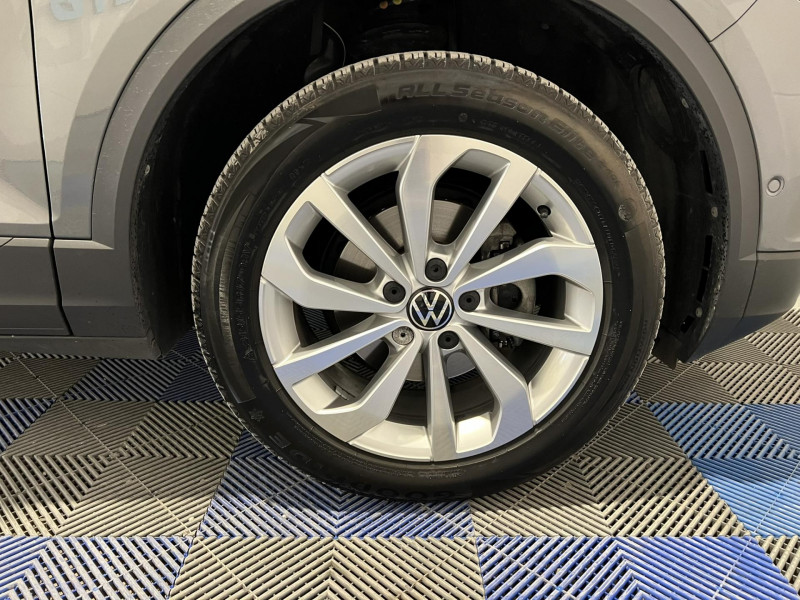 Photo 16 de l'offre de VOLKSWAGEN T-ROC 1.0 TSI 110 Start/Stop BVM6 Life à 21490€ chez VL Auto