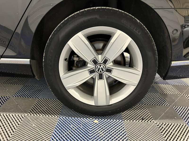 Photo 19 de l'offre de VOLKSWAGEN Passat SW 2.0 TDI 190 DSG7 Elegance à 22990€ chez VL Auto