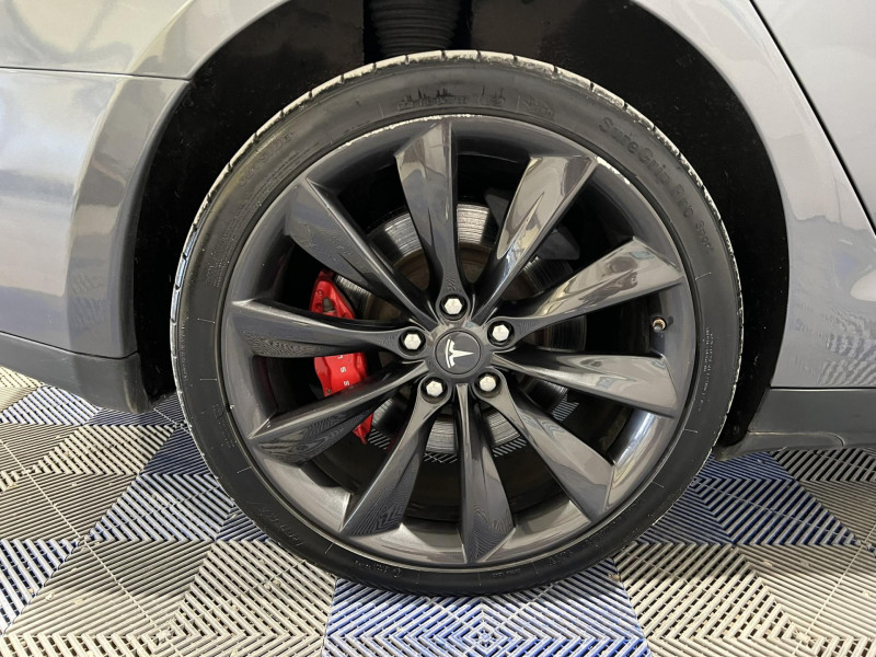 Photo 14 de l'offre de TESLA MODEL S  85 kWh Performance recharge gratuite a vie  à 26990€ chez VL Auto