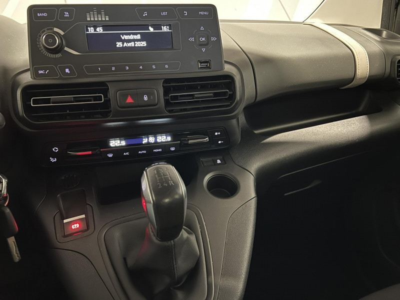 Photo 13 de l'offre de CITROEN BERLINGO Taille M BlueHDi 100 S&S BVM Feel à 16490€ chez VL Auto