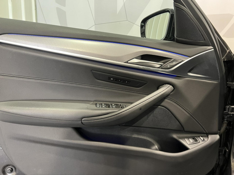 Photo 21 de l'offre de BMW SERIE 5 530e 252 ch BVA8 G30 M Sport à 31990€ chez VL Auto