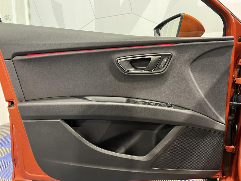 Photo 21 de l'offre de SEAT LEON 1.5 TSI 150 Start/Stop ACT BVM6 FR à 16490€ chez VL Auto