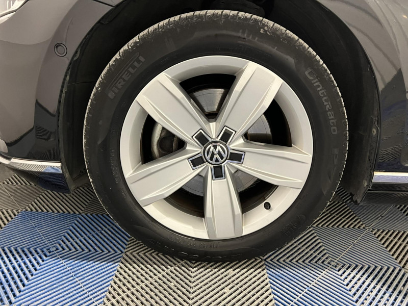 Photo 18 de l'offre de VOLKSWAGEN Passat SW 2.0 TDI 190 DSG7 Elegance à 22990€ chez VL Auto