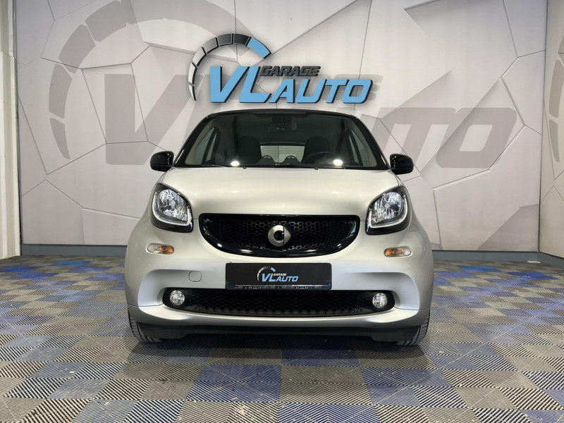 Photo 2 de l'offre de SMART FORTWO 0.9 90 ch S&S BA6 Prime à 11990€ chez VL Auto