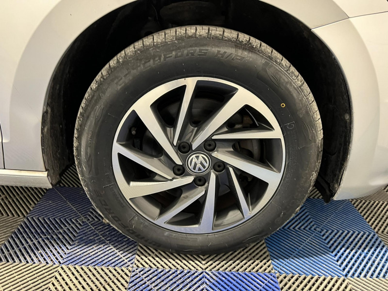 Photo 18 de l'offre de VOLKSWAGEN TOURAN 1.4 TSI 150 BMT DSG7 5pl Sound à 14990€ chez VL Auto