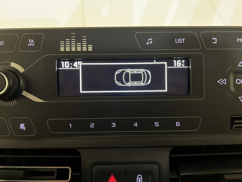 Photo 12 de l'offre de CITROEN BERLINGO Taille M BlueHDi 100 S&S BVM Feel à 16490€ chez VL Auto