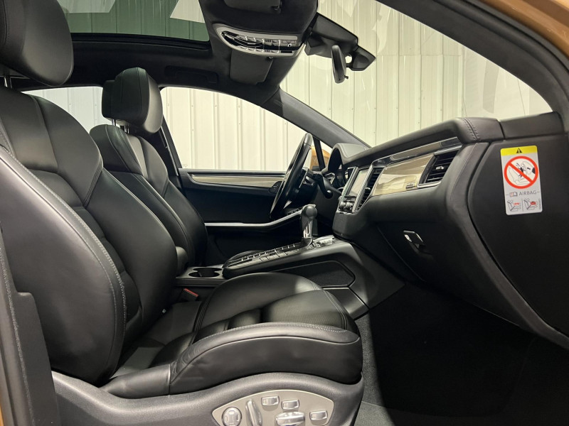 Photo 11 de l'offre de PORSCHE MACAN Turbo 3.6 V6 400 ch PDK à 43990€ chez VL Auto