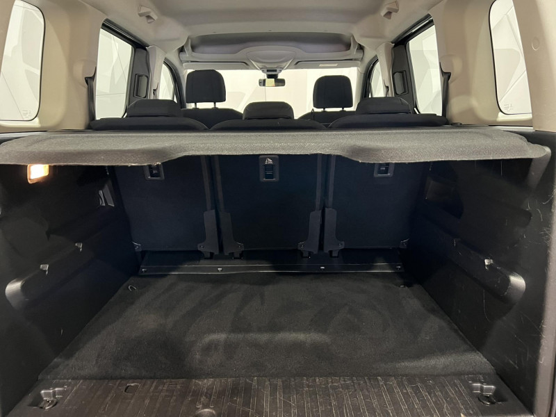 Photo 18 de l'offre de CITROEN BERLINGO Taille M BlueHDi 100 S&S BVM Feel à 16490€ chez VL Auto