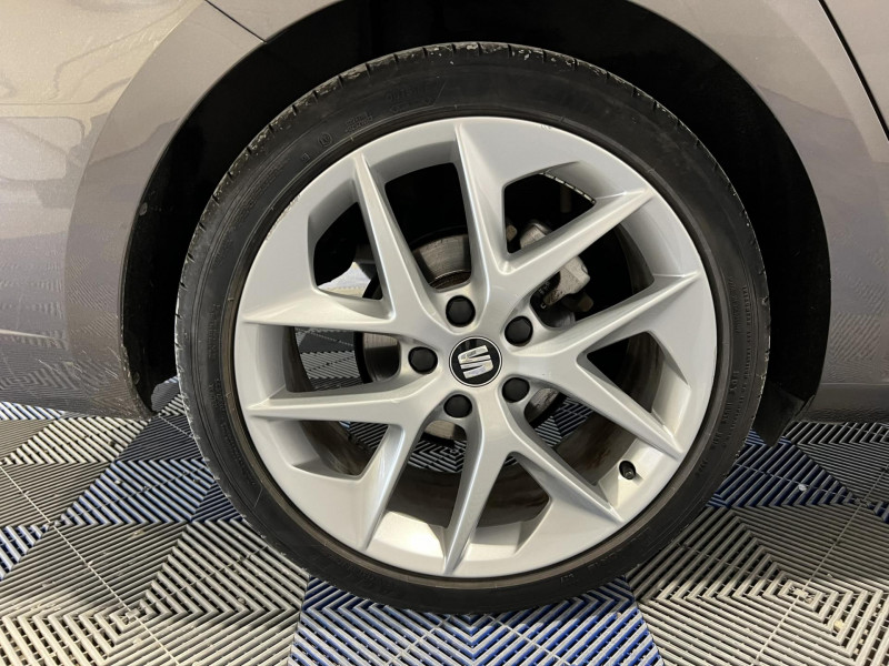 Photo 16 de l'offre de SEAT LEON ST 1.4 TSI 150 Start/Stop ACT FR DSG7 à 15990€ chez VL Auto