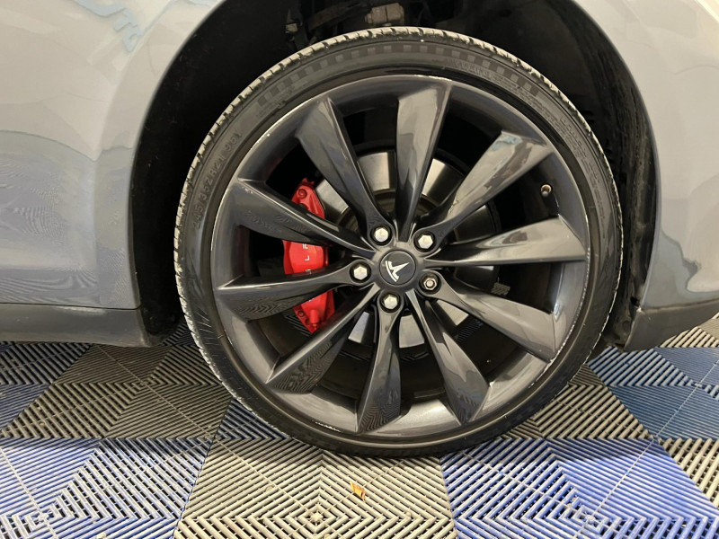 Photo 15 de l'offre de TESLA MODEL S  85 kWh Performance recharge gratuite a vie  à 26990€ chez VL Auto
