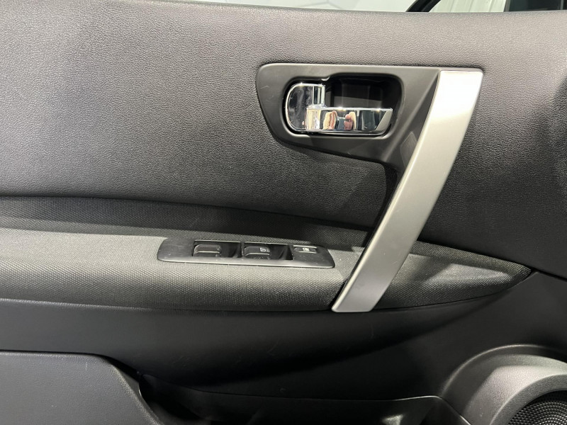 Photo 23 de l'offre de NISSAN QASHQAI 1.6 117 Stop/Start Acenta à 10990€ chez VL Auto