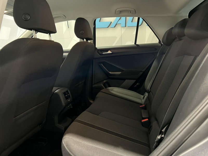Photo 8 de l'offre de VOLKSWAGEN T-ROC 1.0 TSI 110 Start/Stop BVM6 Life à 21490€ chez VL Auto