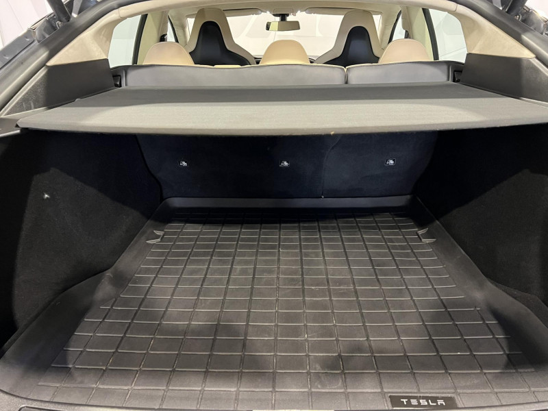 Photo 18 de l'offre de TESLA MODEL S  85 kWh Performance recharge gratuite a vie  à 26990€ chez VL Auto