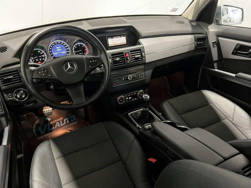 Photo 10 de l'offre de MERCEDES-BENZ GLK 200 CDI BlueEFFICIENCY à 10990€ chez VL Auto