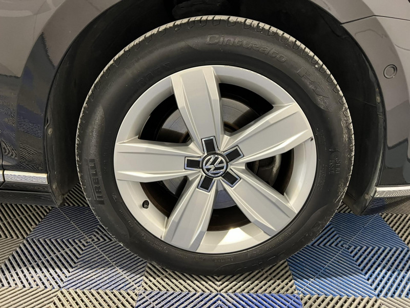 Photo 17 de l'offre de VOLKSWAGEN Passat SW 2.0 TDI 190 DSG7 Elegance à 22990€ chez VL Auto
