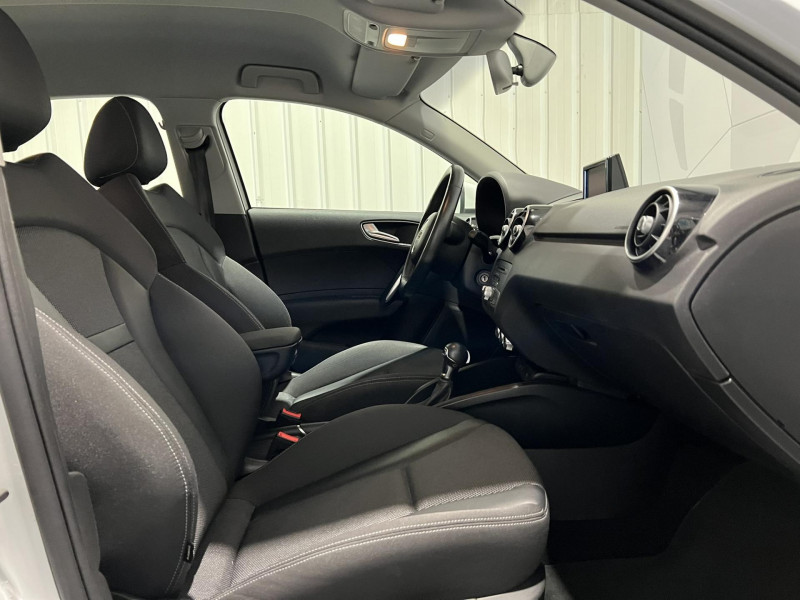 Photo 11 de l'offre de AUDI A1 SPORTBACK 1.6 TDI 116 S tronic 7 Ambition à 15490€ chez VL Auto