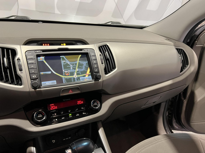 Photo 11 de l'offre de KIA SPORTAGE 2.0 CRDi 136 4WD Active BVA à 12990€ chez VL Auto
