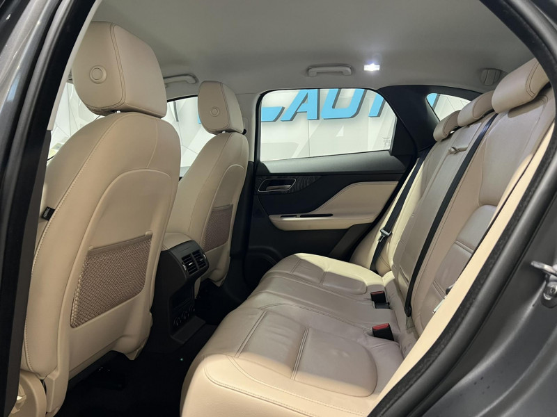 Photo 8 de l'offre de JAGUAR F-PACE 2.0 D - 180 AWD Prestige à 16990€ chez VL Auto