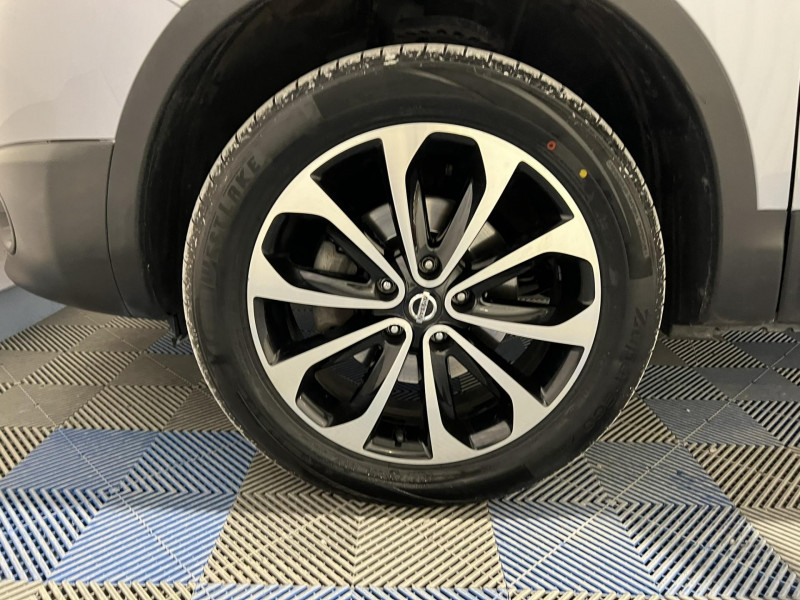 Photo 18 de l'offre de NISSAN QASHQAI 1.6 117 Stop/Start Acenta à 10990€ chez VL Auto