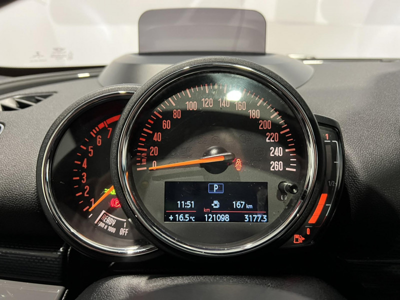 Photo 9 de l'offre de MINI CLUBMAN Cooper S 192 ch Finition Red Hot Chili BVA à 17490€ chez VL Auto