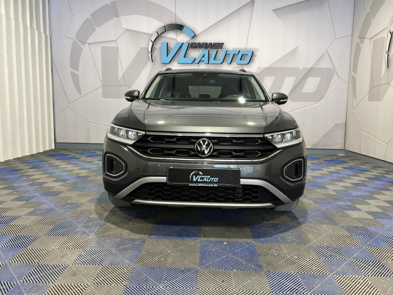 Photo 2 de l'offre de VOLKSWAGEN T-ROC 1.0 TSI 110 Start/Stop BVM6 Life à 21490€ chez VL Auto
