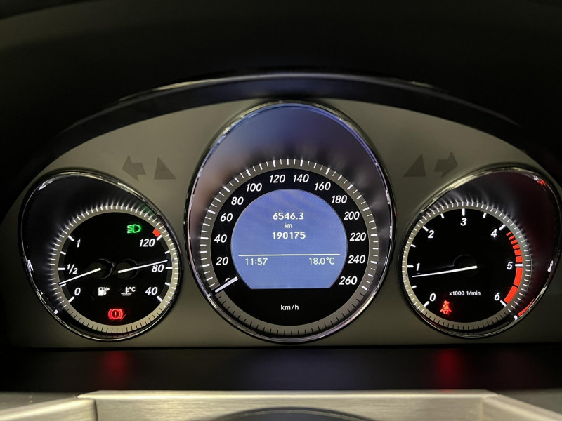 Photo 9 de l'offre de MERCEDES-BENZ GLK 200 CDI BlueEFFICIENCY à 10990€ chez VL Auto