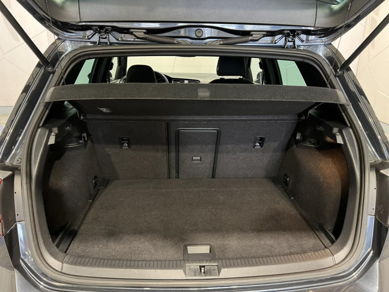 Photo 10 de l'offre de VOLKSWAGEN GOLF 2.0 TSI 245 DSG7 GTI Performance à 19990€ chez VL Auto