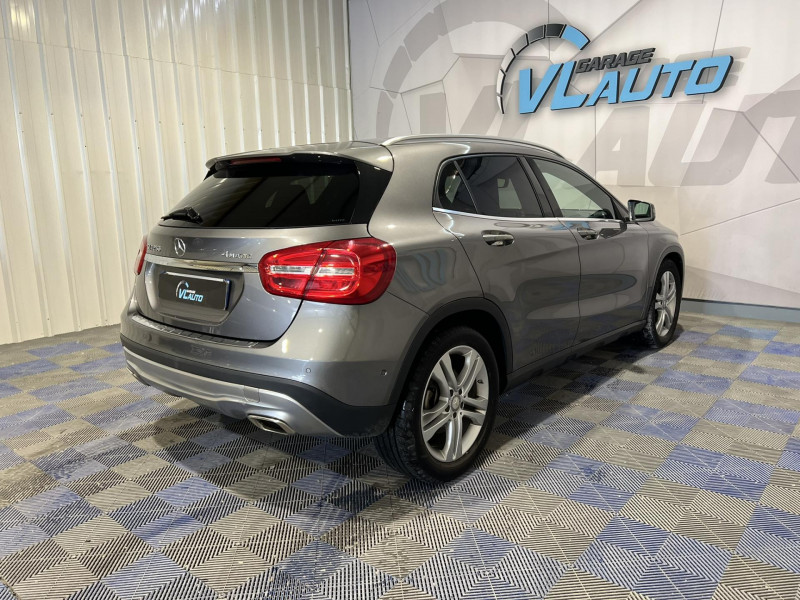Photo 5 de l'offre de MERCEDES-BENZ CLASSE GLA 250 4-Matic Sensation 7-G DCT BVA à 20990€ chez VL Auto