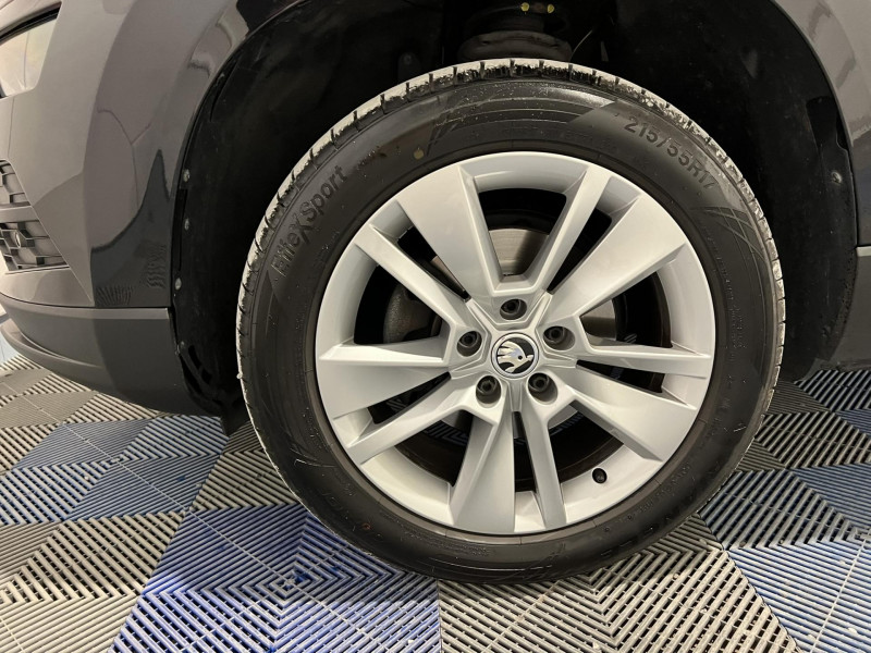 Photo 20 de l'offre de SKODA KAROQ 1.6 TDI 116 ch DSG7 Style à 16490€ chez VL Auto