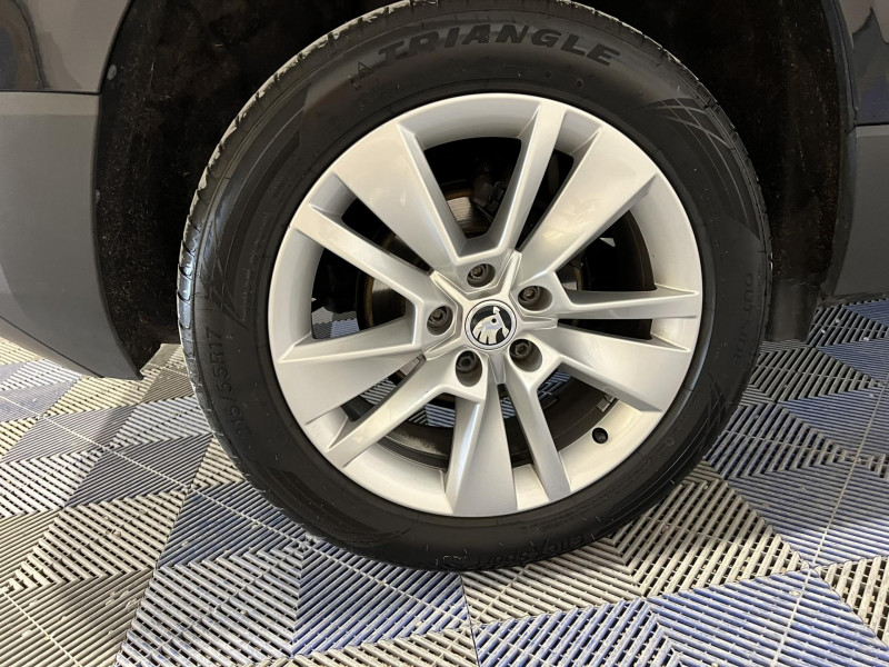 Photo 18 de l'offre de SKODA KAROQ 1.6 TDI 116 ch DSG7 Style à 16490€ chez VL Auto