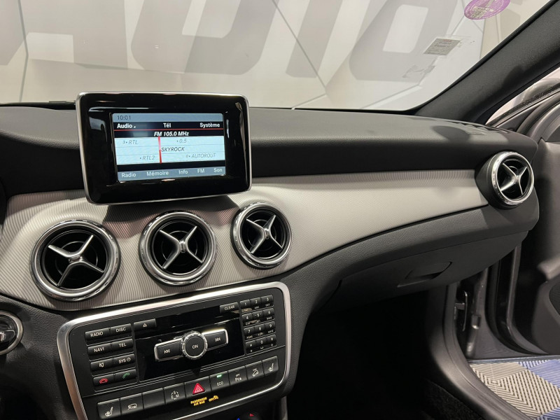 Photo 12 de l'offre de MERCEDES-BENZ CLASSE GLA 250 4-Matic Sensation 7-G DCT BVA à 20990€ chez VL Auto