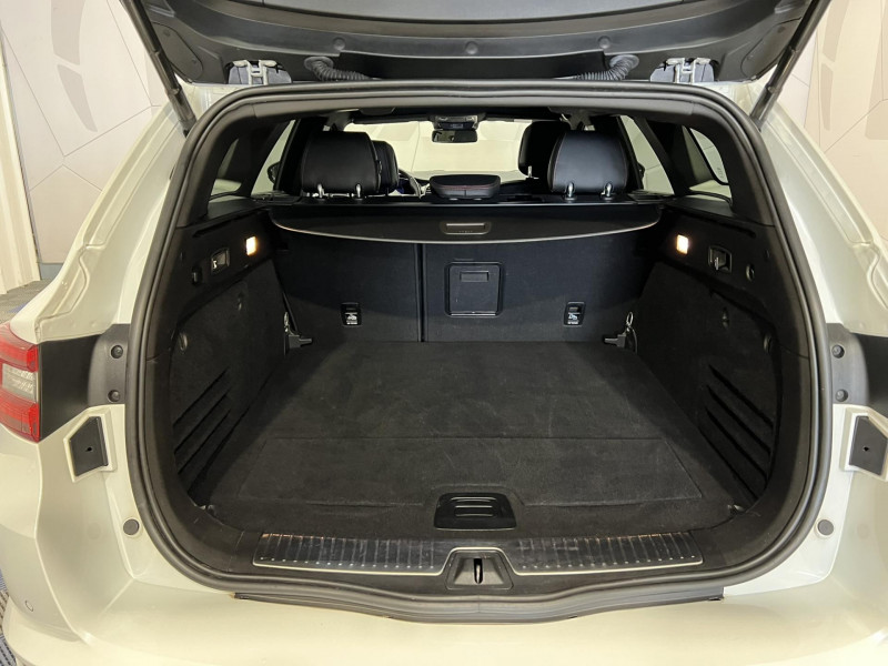 Photo 10 de l'offre de RENAULT TALISMAN ESTATE Blue dCi 200 EDC S-Edition à 19990€ chez VL Auto
