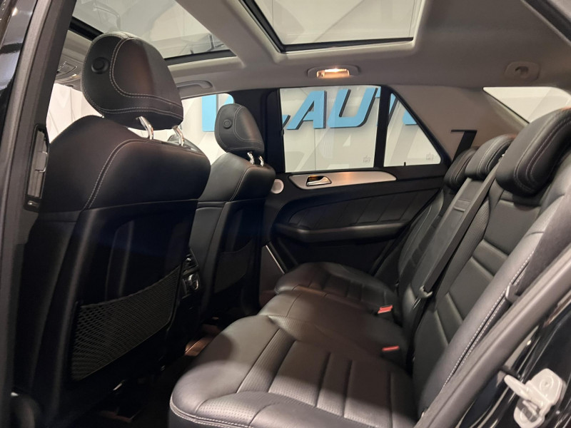 Photo 8 de l'offre de MERCEDES-BENZ CLASSE M ML 63 AMG 4MATIC bva pack performance AMG 558 CV à 44990€ chez VL Auto
