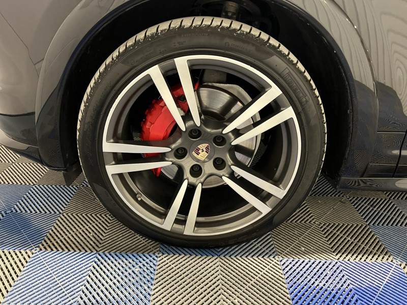 Photo 17 de l'offre de PORSCHE CAYENNE 4.8 V8 GTS Tiptronic S à 33990€ chez VL Auto