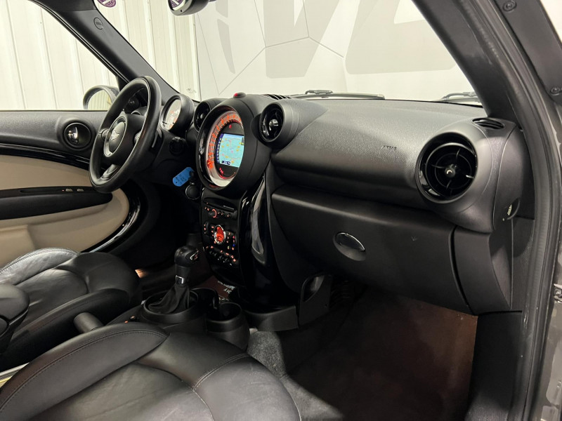 Photo 8 de l'offre de MINI COUNTRYMAN 184 ch ALL4 Cooper S BVA à 12990€ chez VL Auto