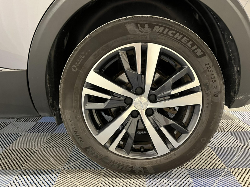 Photo 21 de l'offre de PEUGEOT 5008  BlueHDi 130ch S&S EAT8 Allure 7 Places à 18490€ chez VL Auto