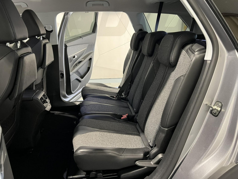 Photo 9 de l'offre de PEUGEOT 5008  BlueHDi 130ch S&S EAT8 Allure 7 Places à 18490€ chez VL Auto