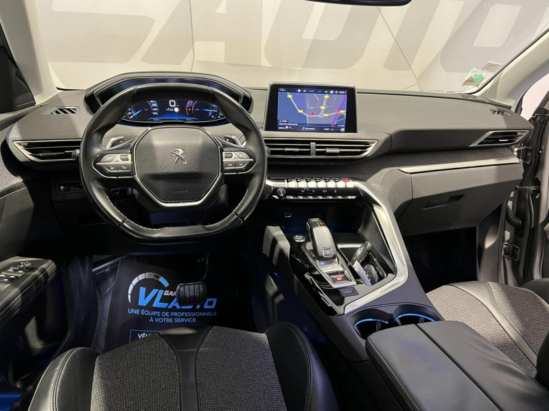 Photo 17 de l'offre de PEUGEOT 5008  BlueHDi 130ch S&S EAT8 Allure 7 Places à 18490€ chez VL Auto