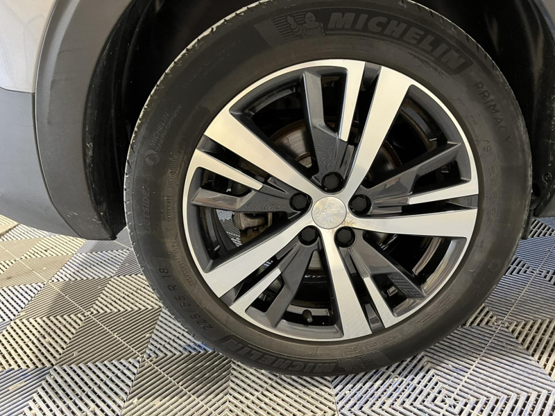 Photo 18 de l'offre de PEUGEOT 5008  BlueHDi 130ch S&S EAT8 Allure 7 Places à 18490€ chez VL Auto