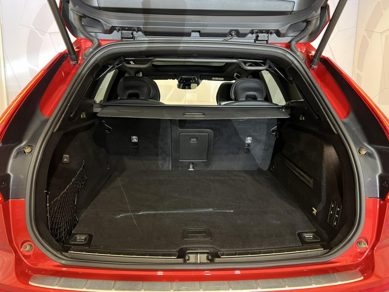 Photo 10 de l'offre de VOLVO XC60  T8 Twin Engine 303 ch + 87 ch Geartronic 8 R-Design à 33990€ chez VL Auto