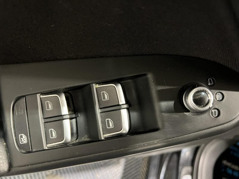 Photo 21 de l'offre de AUDI A4 AVANT 2.0 TDI 150 S-LINE Multitronic BVA à 14990€ chez VL Auto