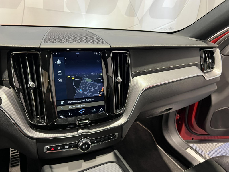 Photo 12 de l'offre de VOLVO XC60  T8 Twin Engine 303 ch + 87 ch Geartronic 8 R-Design à 33990€ chez VL Auto