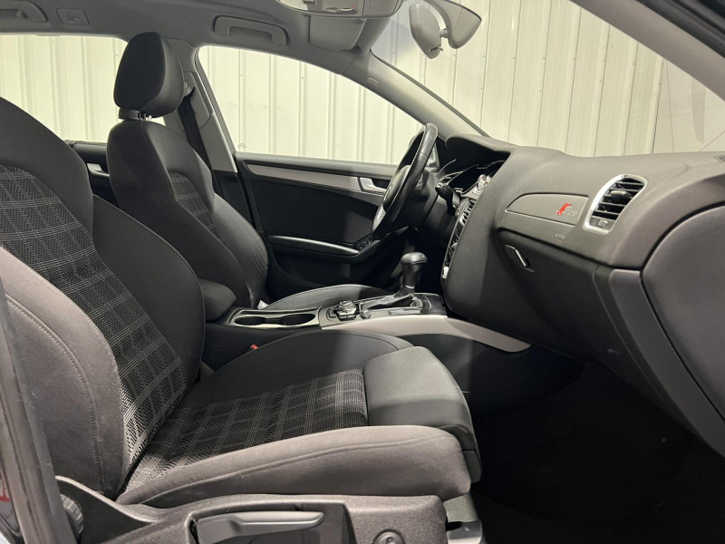 Photo 11 de l'offre de AUDI A4 AVANT 2.0 TDI 150 S-LINE Multitronic BVA à 14990€ chez VL Auto